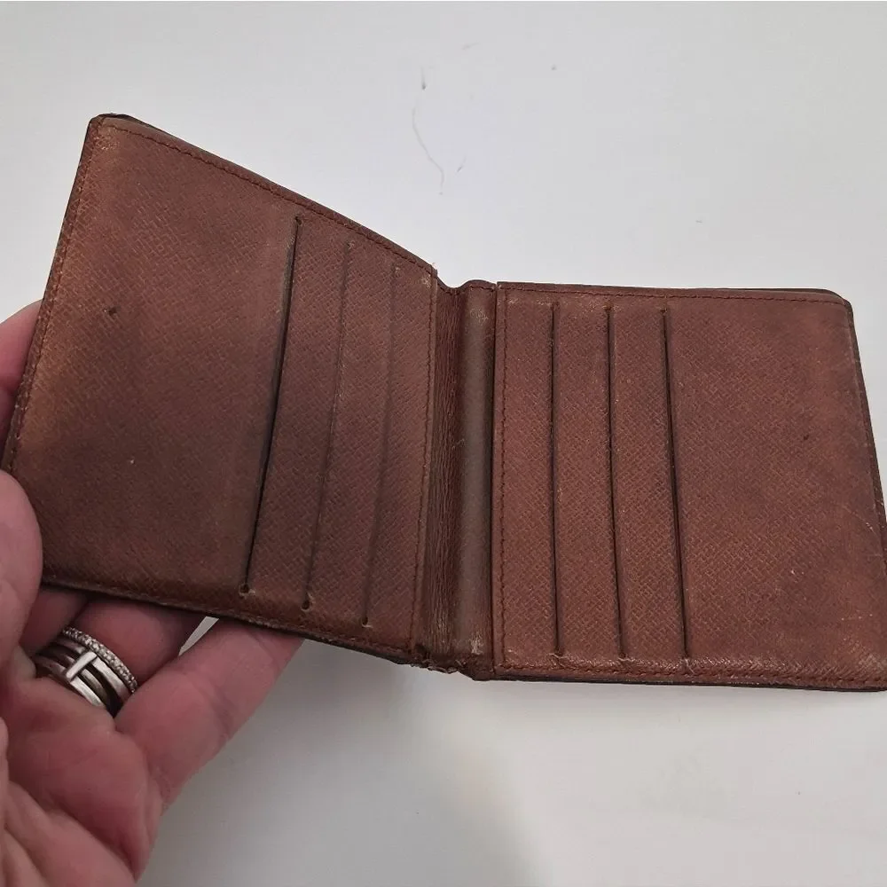 Louis Vuitton Bifold Monogram Wallet